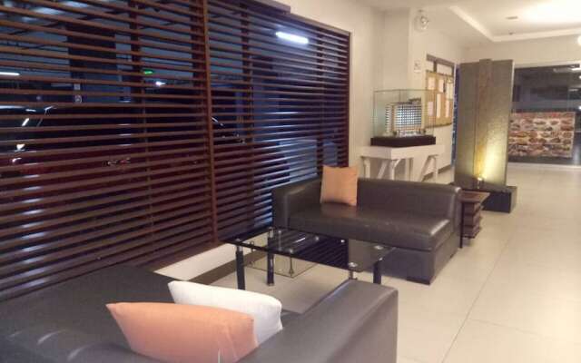 One Bedroom Studio Flat near IT Park