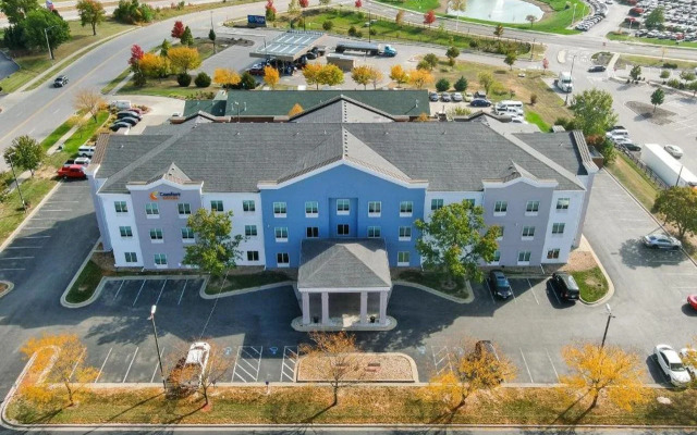 Comfort Suites Kansas City - Liberty