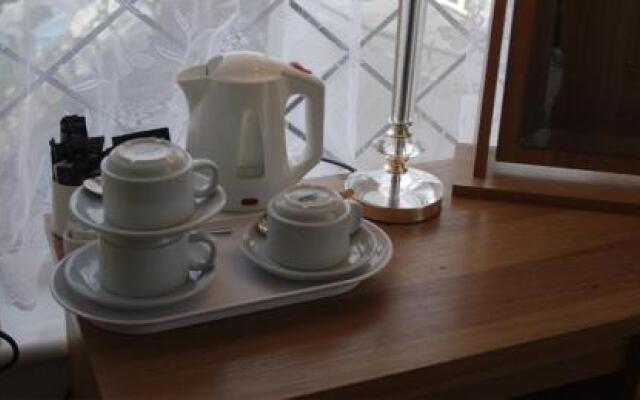 Tintagel Arms Hotel