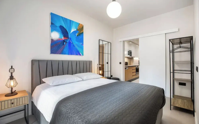 Plaka Clio Apartment by A&A Residences