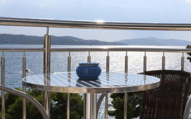 Apartments Dado Trogir