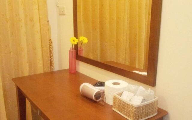 Baan Thaisansook Lady Apartment