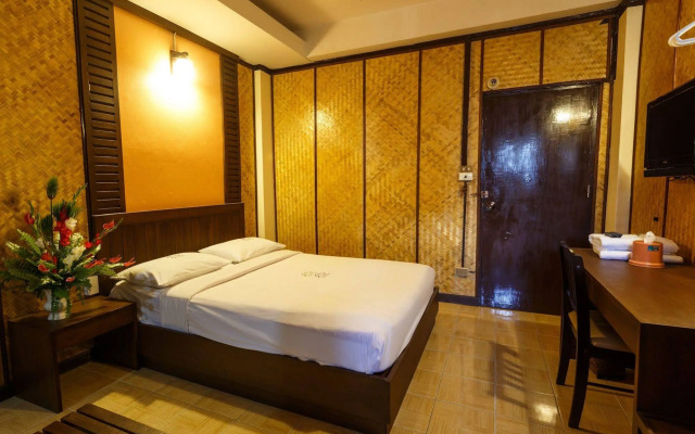 Luck Thai Hotel