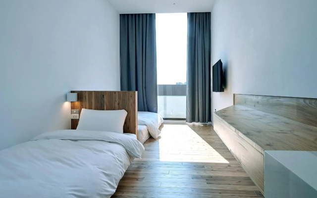 Star Hostel Taichung Parklane