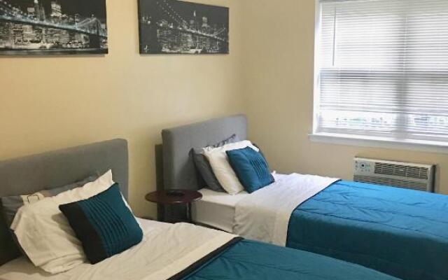 Private Garden Apartment