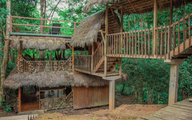 Caiman Lodge