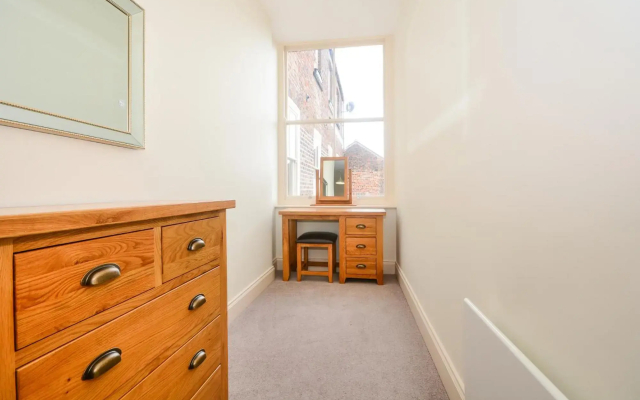 Minster's Keep- Stylish Apartment Near York Minster
