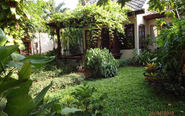 Montien House Chaweng Beach Resort