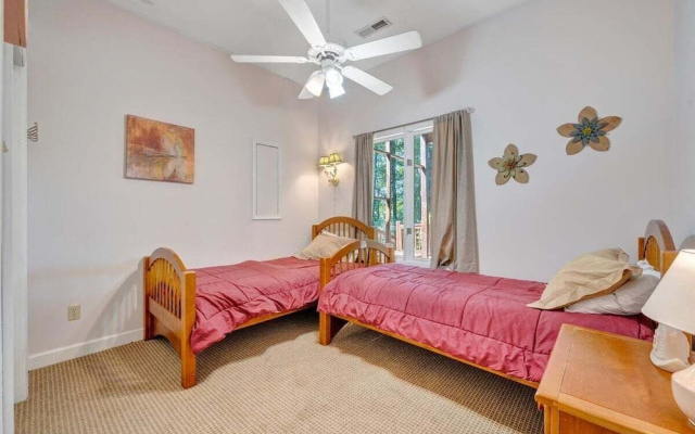 Reel Relaxed - Lakefront w/ Private Dock!