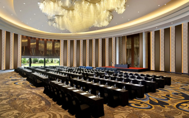Resinda Hotel Karawang, Managed by Padma Hotels