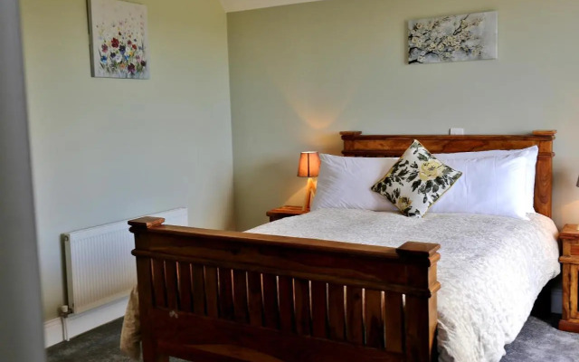 11 Doolin Court