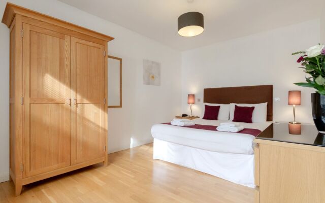 Roomspace Serviced Apartments - Groveland Court