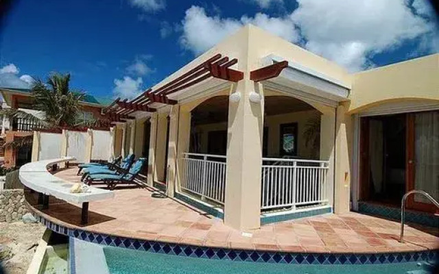Coral Breeze by RedAwning
