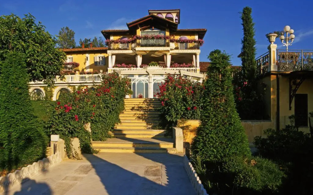 Villa Althea