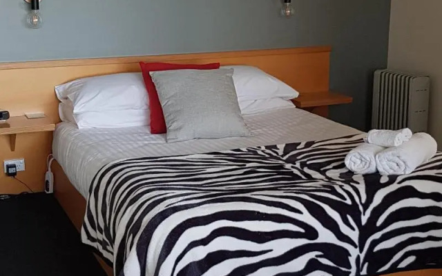 River Vineyard Retreat