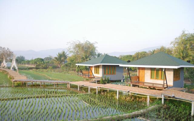 Nok Chan Mee Na