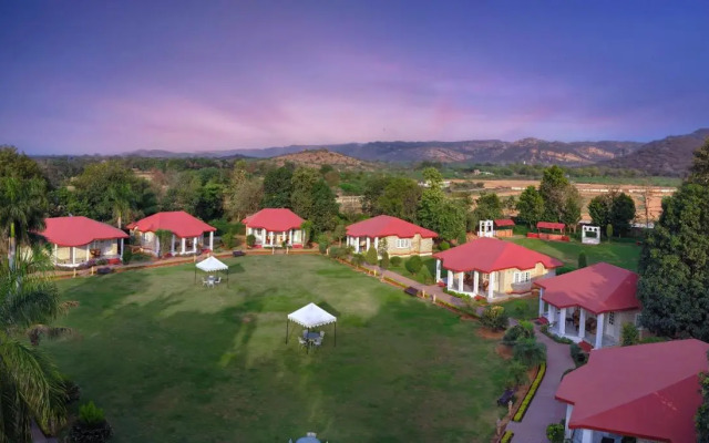 Tiger Den Resort