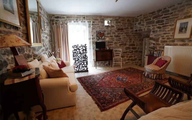 La Seigneurie de Naves