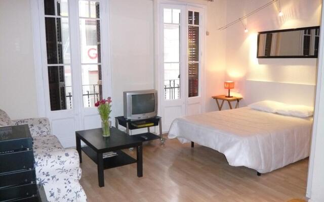 ApartEasy - Gracia Apartments