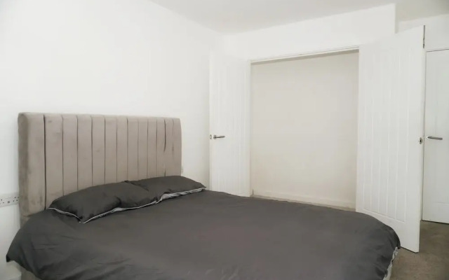 2br-360 Views-balcony-parking-wifi-smarttv