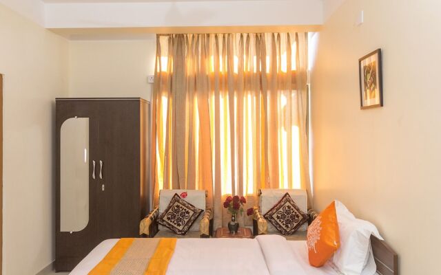 OYO 8209 Home Stay Down Town