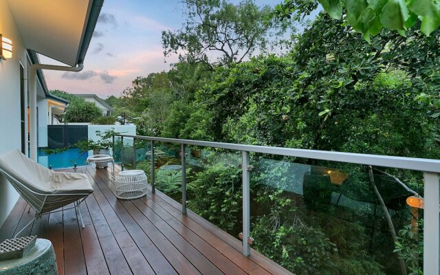 Veldree Palm Cove Rainforest Privacy