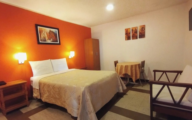 Hotel Yañez Inn