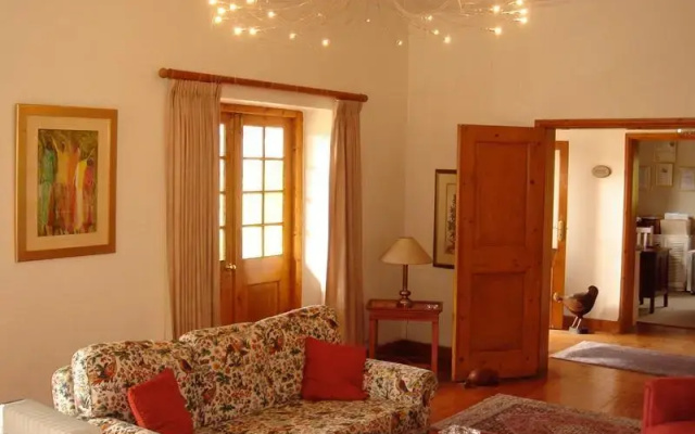 Acorn House