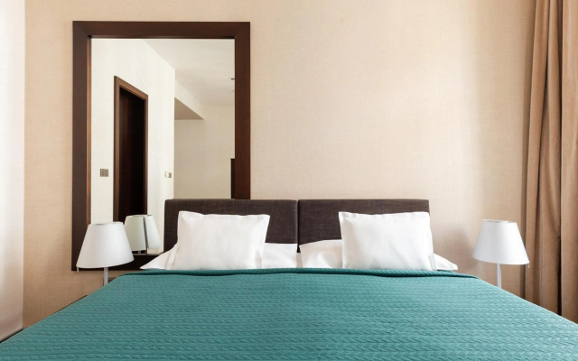 Roset Hotel & Residence