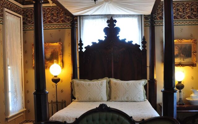 Normandy Inn