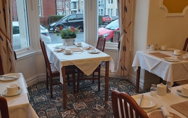 Ellie's Guest House