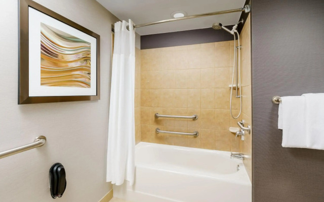 Courtyard By Marriott Farmington