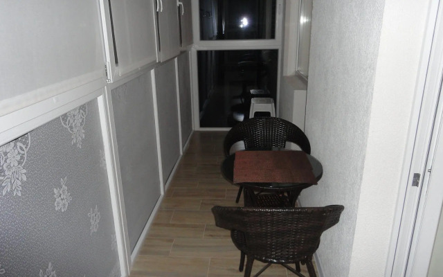 Апартаменты "Чувствуй Себя как дома"