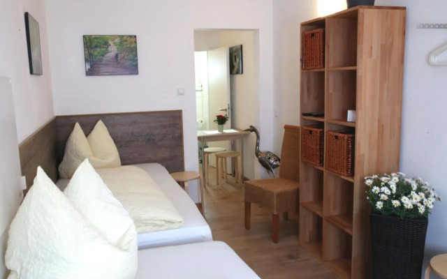 Easy Stay Apartment 2