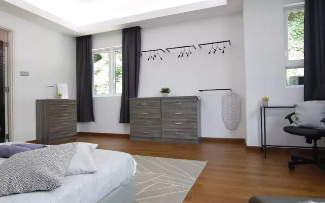 YO.OM Families Luxury Condo Gateway 6 Pax