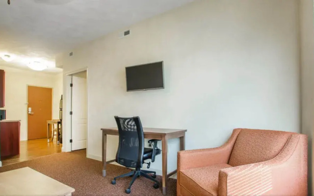 O'Fallon Suites Hotel