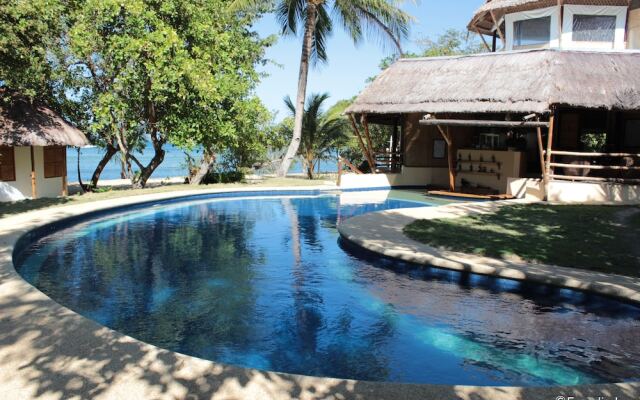 Cashew Grove Beach Resort