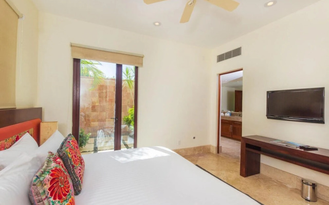 Sunny Vacation Villa 79