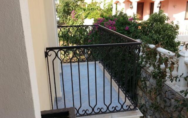 Ovacik,Oludeniz,Fethiye,2BR Flat With Swimming Pool