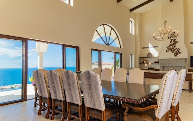 Villa With Sweeping Ocean Views From Pedregal: Casa Stella