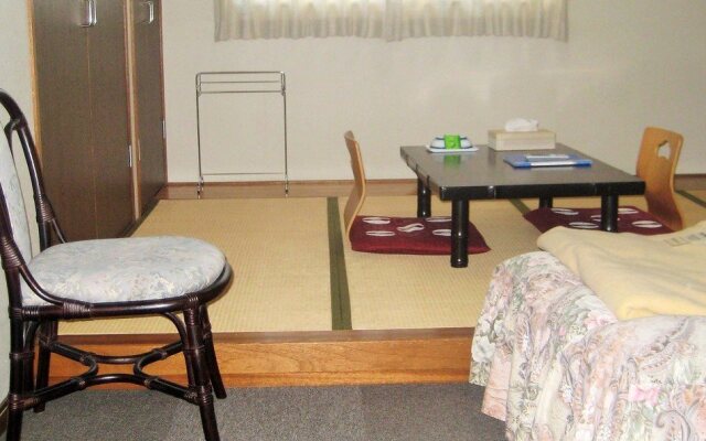 Showa Shinzan Youth Hostel