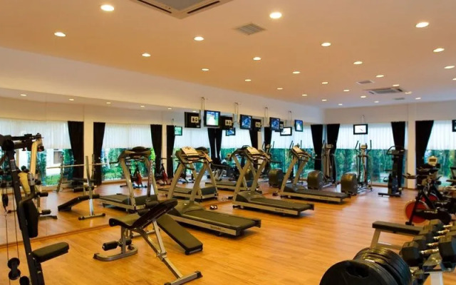 Latanya Park Resort