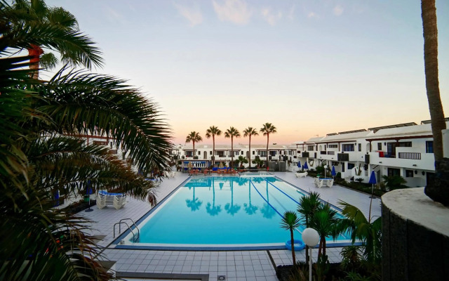 Apartamentos Plaza Azul