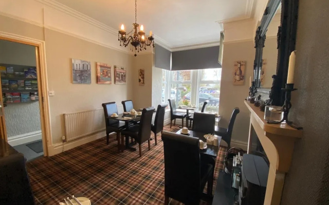 Autumn Leaves Guest House