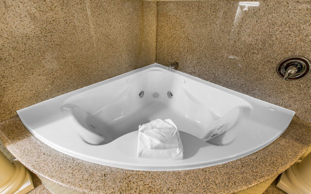 Quality Inn Near China Lake Naval Station