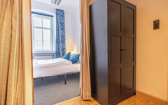 Vienna Spacious 2BR Apt Long Stay