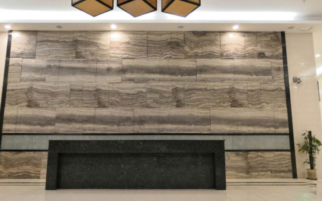 Meet Apartment (Dawang Light Rail Station)