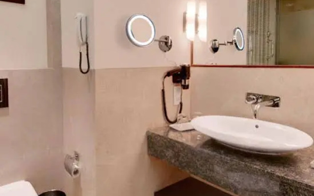 The Golden Palms Hotel & Spa Delhi
