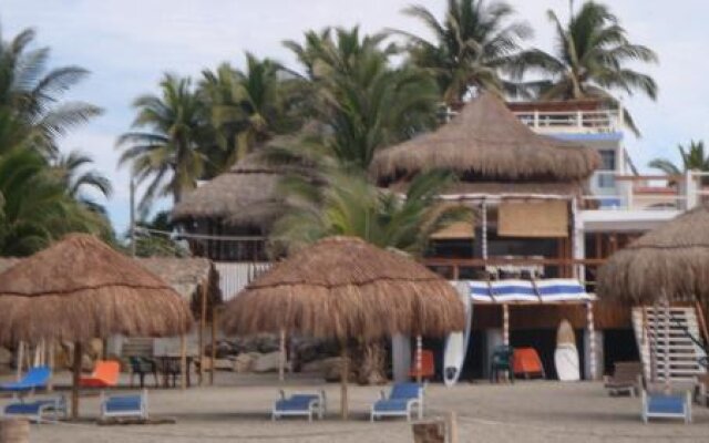 Casa de Las Olas Surf  Beach Club