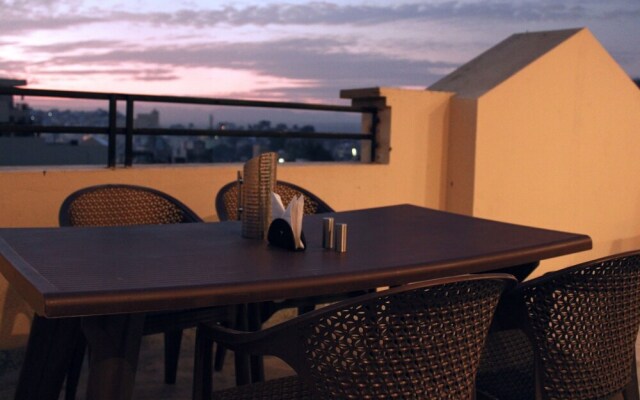 Maruti Group of Hotels - Hotel Shri Naman